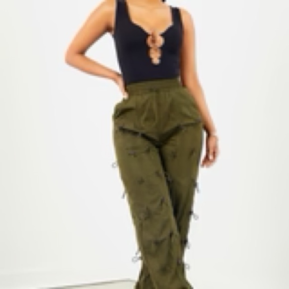 Green joggers - Picture 2 of 3